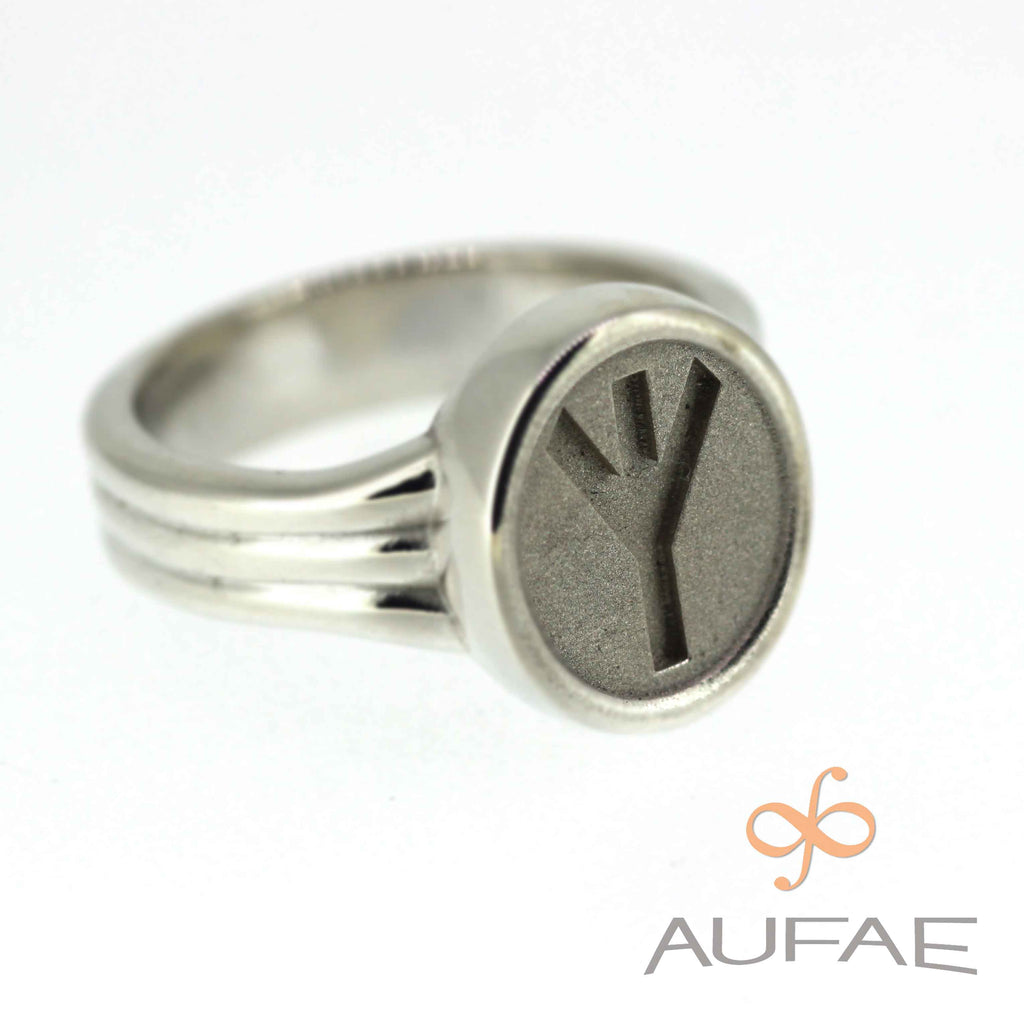 Aufae ALGIZ Rune Ring in solid sterling silver, with a recessed ALGIZ rune