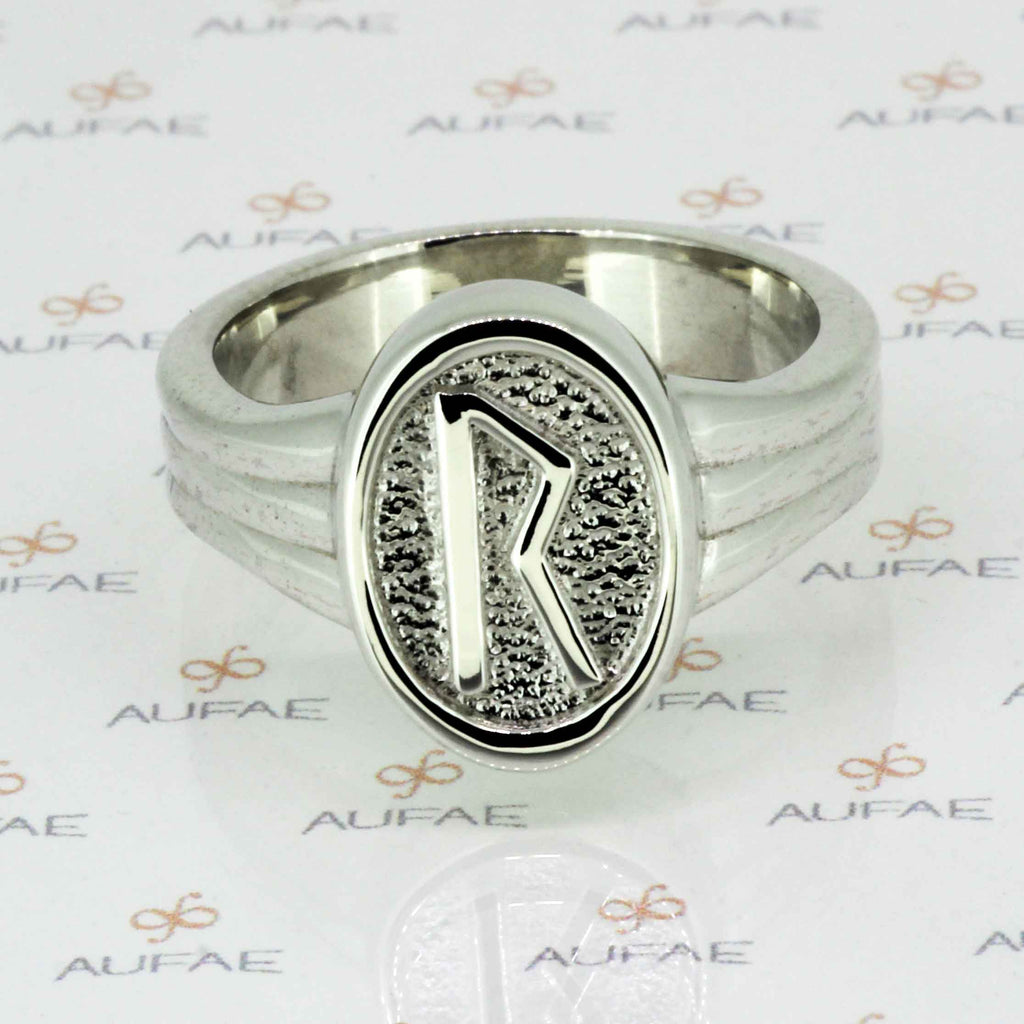 Aufae Raido Rune ring in Sterling Silver